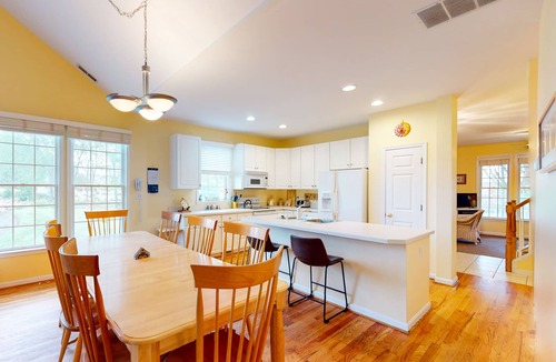 Ocean View House | Bear Trap Dunes townhouse w/fireplace, basketball court, tennis court, WiFi