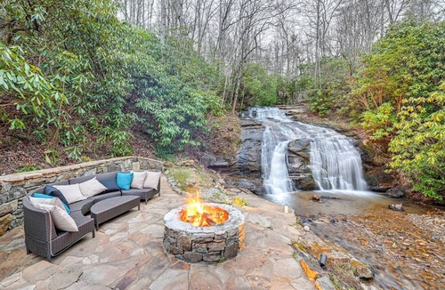 Franklin Cabin | 'Bearadise' Cabin at Hidden Gem Falls!