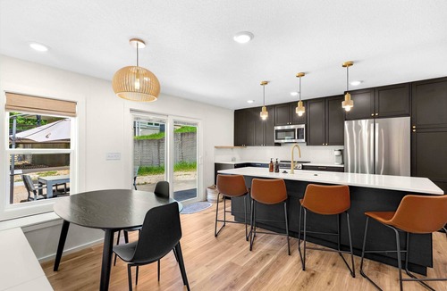 Gravois Mills House | Bearcat Bungalows Two Homes One Rental, Sleep 22