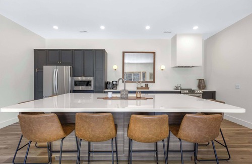 Gravois Mills House | Bearcat Bungalows Two Homes One Rental, Sleep 22