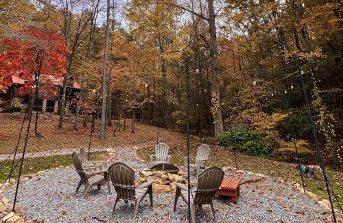 Blue Ridge House | Bearfoot Bend Cabin in Blue Ridge
