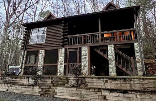 Blue Ridge House | Bearfoot Bend Cabin in Blue Ridge