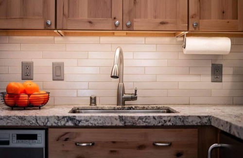 Tahoe Vista Condo | Bearfoot Bungalow - Year Round Private Beach Access
