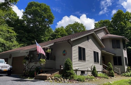 Town of Webb House | Bearfoot Camp~ Luxurious Home on 5 Private AcresnPet Friendly