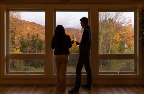 Killington House | BearForceOne- Hot tub, Game Room, Views!