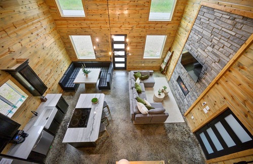 Broken Bow Cabin | Bearly Creekin' Stay for 14!
