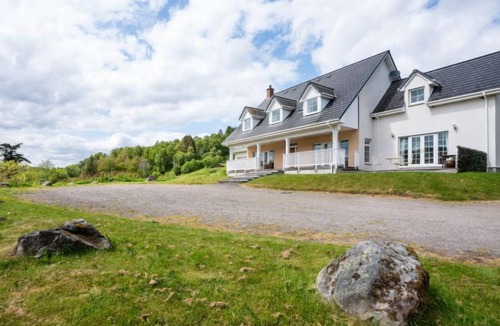 Glen Urquhart House | Bearnock House by Interhome