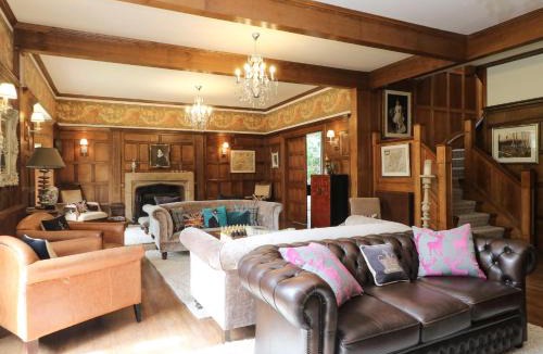 Glen Urquhart House | Bearnock Lodge