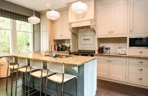 Glen Urquhart Cottage | Bearnock Lodge