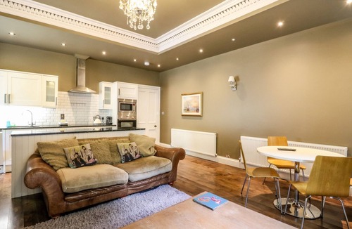 Glen Urquhart Cottage | Bearnock Lodge