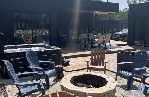 Onanole Cabin | Bears Den Cabin Oasis LSR-021-2026