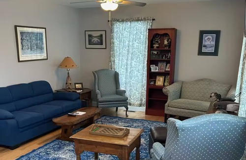 Rockwood Bed & Breakfast | Bears Den Lodge B & B #2