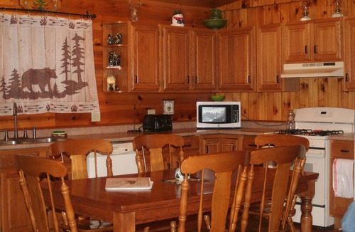Winter House | Bears Den on the private lake