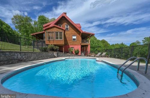 Crellin Villa | Bears Lair