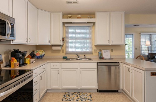 Flat Rock House | Bears` Lodge at Bonclarken
