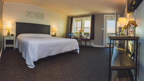 Rockport Hotel | Bearskin Neck Motor Lodge