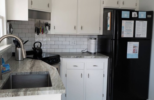 Rockport Apartment | Bearskin Neck Rental in the Heart of Rockport! Walk to Beaches + Restaurants!