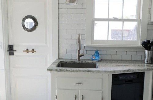 Rockport Apartment | Bearskin Neck Rental in the Heart of Rockport! Walk to Beaches + Restaurants!