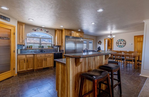 Clark House | Beartooth Retreat- space for large groups