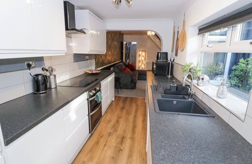 Smethwick Cottage | Bearwood Boutique Stay