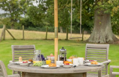 Pembridge House | Bearwood Cottage