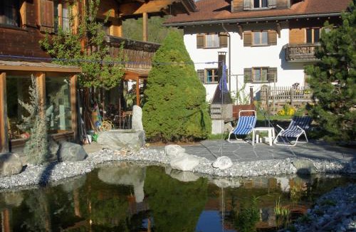 Jenaz Bed & Breakfast | Beat & Ursula's Guest House