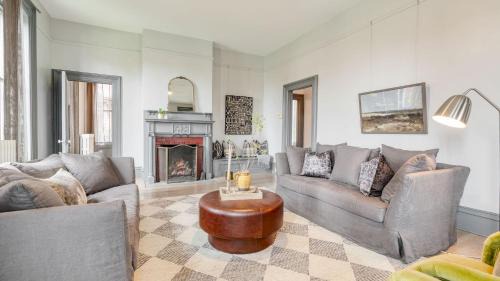 Catskill House | Beatrice by AvantStay