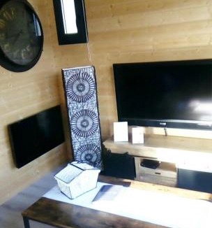 Ver-sur-Mer Bed & Breakfast | Beatrice