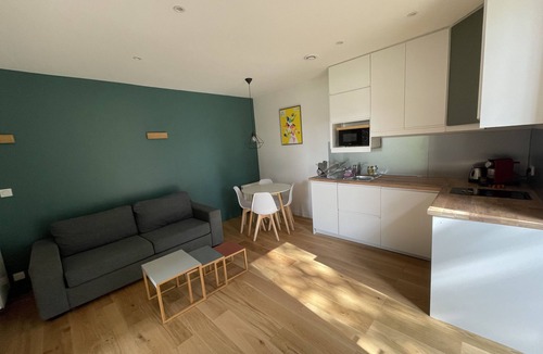 Vienne Apartment | Beau 2 Pièces Indépendant Dans un Parc Verdoyant