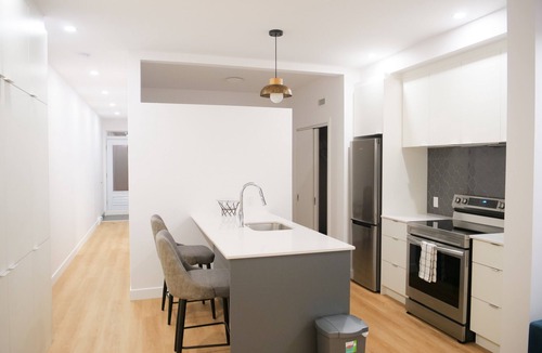 Hochelaga Apartment | Beau Logement au Coeur de Hochelaga