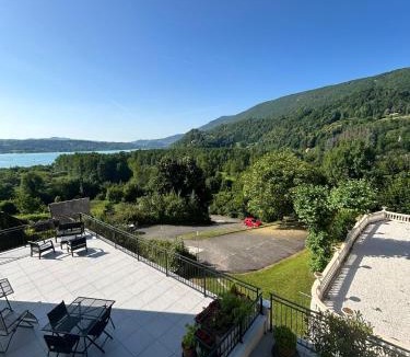 Aiguebelette-le-Lac Apartment | Beau séjour Aiguebelette