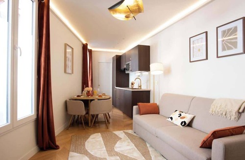 Pere Lachaise Apartment | Beau sous-plex avec Jacuzzi