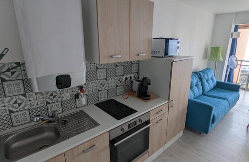 Cannes La Bocca Apartment | Beau Studio 2* confortable face à la mer