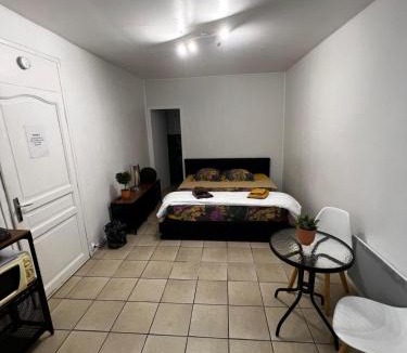 Fleurance Apartment | Beau studio