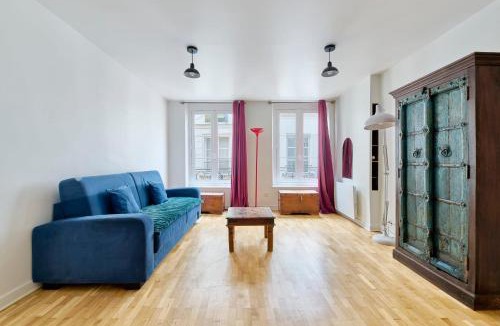 Quartier Sainte-Avoye Apartment | Beaubourg 3rd Atypical & Spacious Apartment managed by Mey Agency