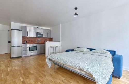 Quartier Sainte-Avoye Apartment | Beaubourg 3rd Atypical & Spacious Apartment managed by Mey Agency