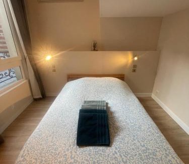 Quartier Sainte-Avoye Apartment | Beaubourg Le Marais Paris