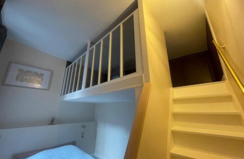 Quartier Sainte-Avoye Apartment | Beaubourg Le Marais Paris