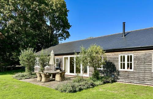 North Stoke House | Beaufort Barn by inspirestays-com