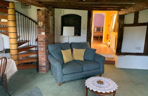 Shepreth House | Beaumont's Cottage