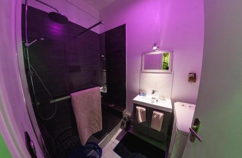 Henriville Apartment | Beauregard, Proche centre, 2 couchages, calme, lumineux
