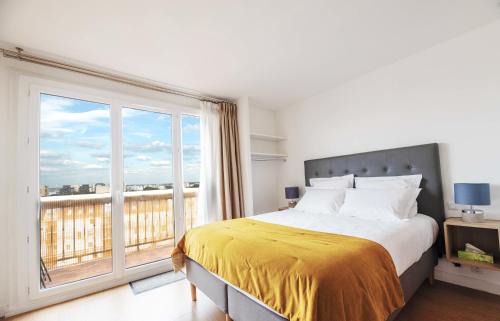 Le Kremlin-Bicetre Apartment | Beausoleil Metro Paris Sud