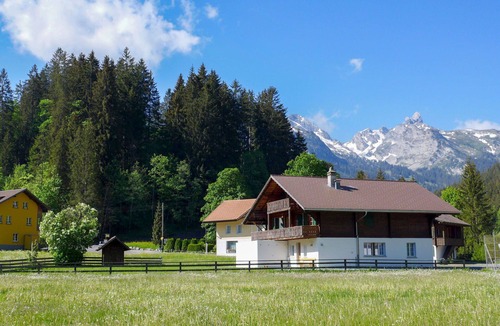Schwenden Apartment | Beautiful apartment for 4 people with WIFI, TV, patio and panoramic view