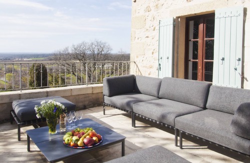La Capelle-et-Masmolene House | Beautiful 5 bed house near Uzes, amazing views & large pool