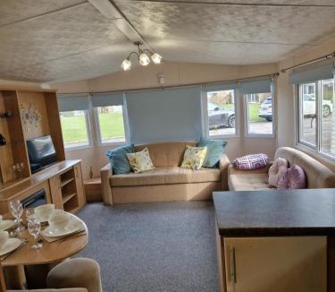 St Margaret's at Cliffe Apartment | Beautiful Caravan Phoenix
