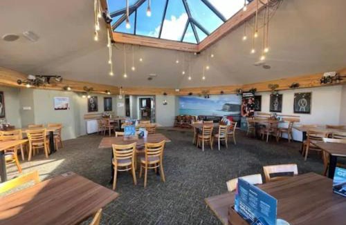 St Margaret's at Cliffe Apartment | Beautiful Caravan Phoenix