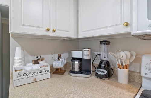 Village of Four Seasons Condo | Beautiful Lakefront Condo - 2 Master Suites and Queen Sofa Bed
