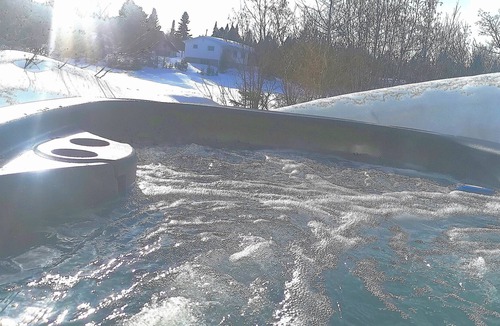 Notre-Dame-de-la-Merci Ski Chalet | Beautiful fully equipped Cottage by the lake