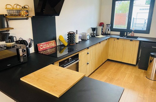 Cenon House | beautiful house with jacuzzi !