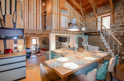 Saint-Etienne-de-Serre House | Beautiful home in Saint Etienne de Serre